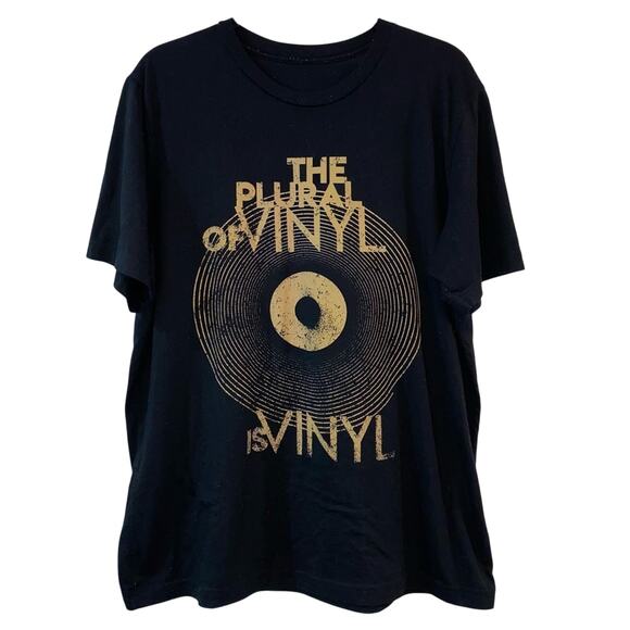 Black Graphic Vinyl Record Short Sleeve Tee Shirt - Picture 1 of 3